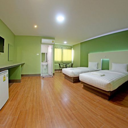 Central Park Hotel Sing Buri Eksteriør billede