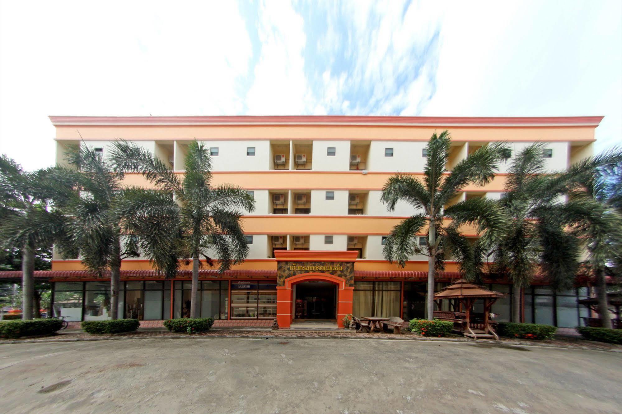 Central Park Hotel Sing Buri Eksteriør billede